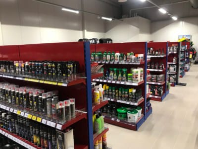 SIA "Viss veikaliem un warehouse" pakub kvaliteetseid lahendusi kaubandus- ja kaupluste riiulisüsteemidele